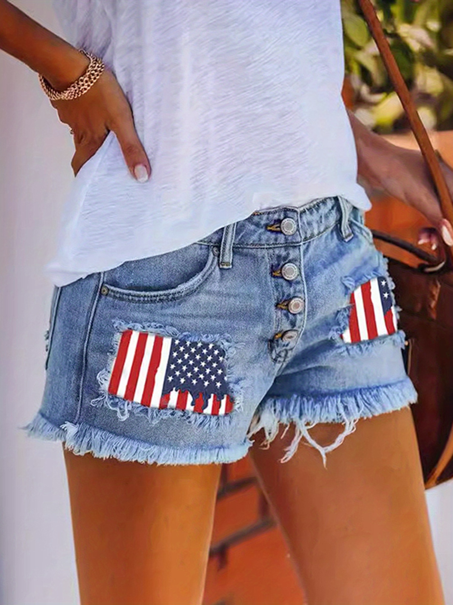 Women American Flag Jean Shorts Ripped Raw Trim Mid Rise Button-up Mini Denim Shorts with Pockets Summer Streetwear