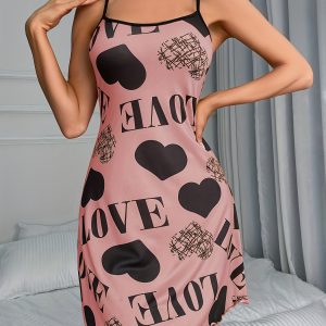 3pcs set, Women's casual polyester camisole nightgown suit with heart-shaped prints, made of fabric. It's comfortable for home leisure, can be worn as loungewear, and is sexy enough to be worn outdoors.